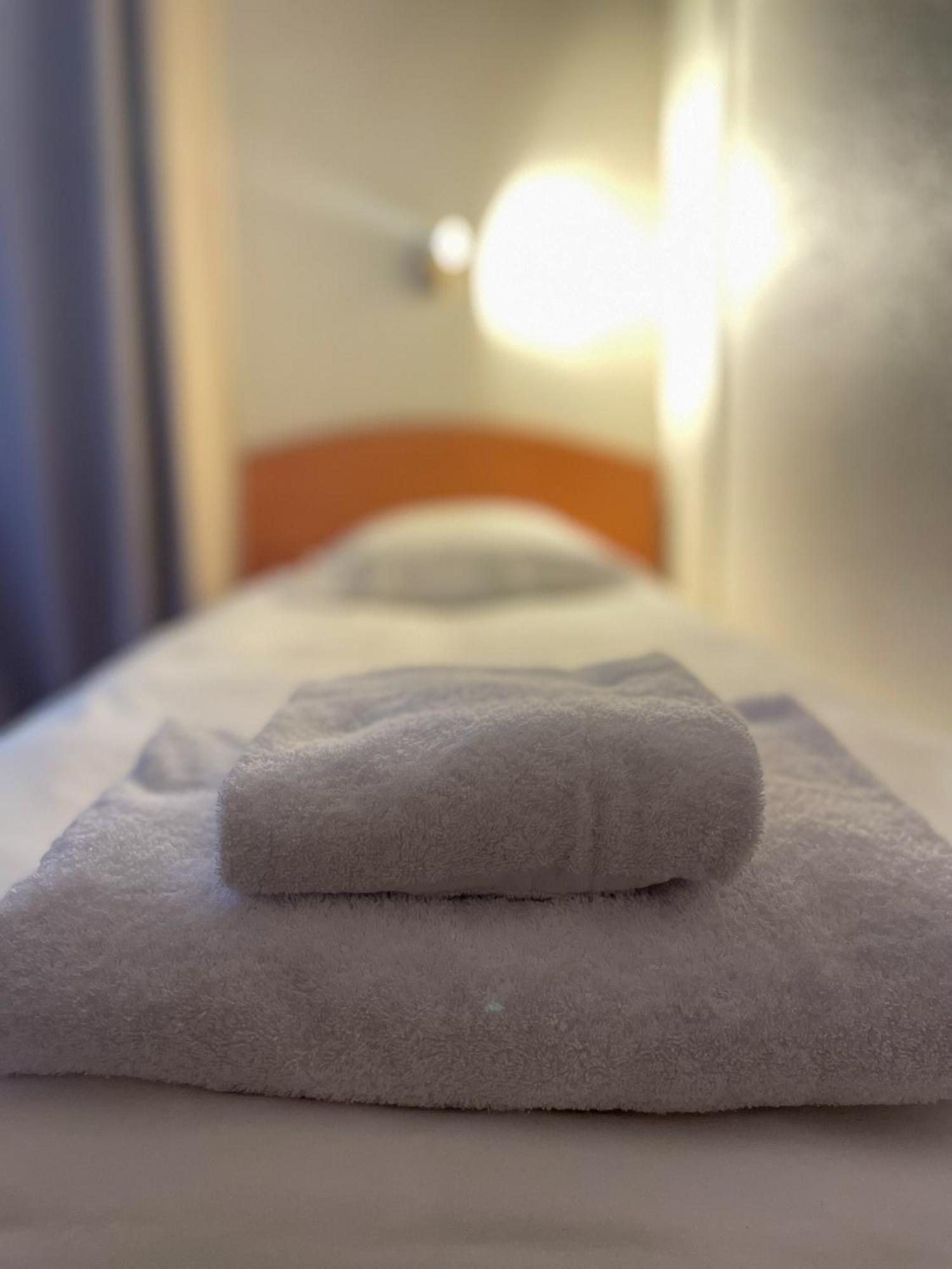 Hotel Beaulieu Lyon Charbonnieres Ngoại thất bức ảnh