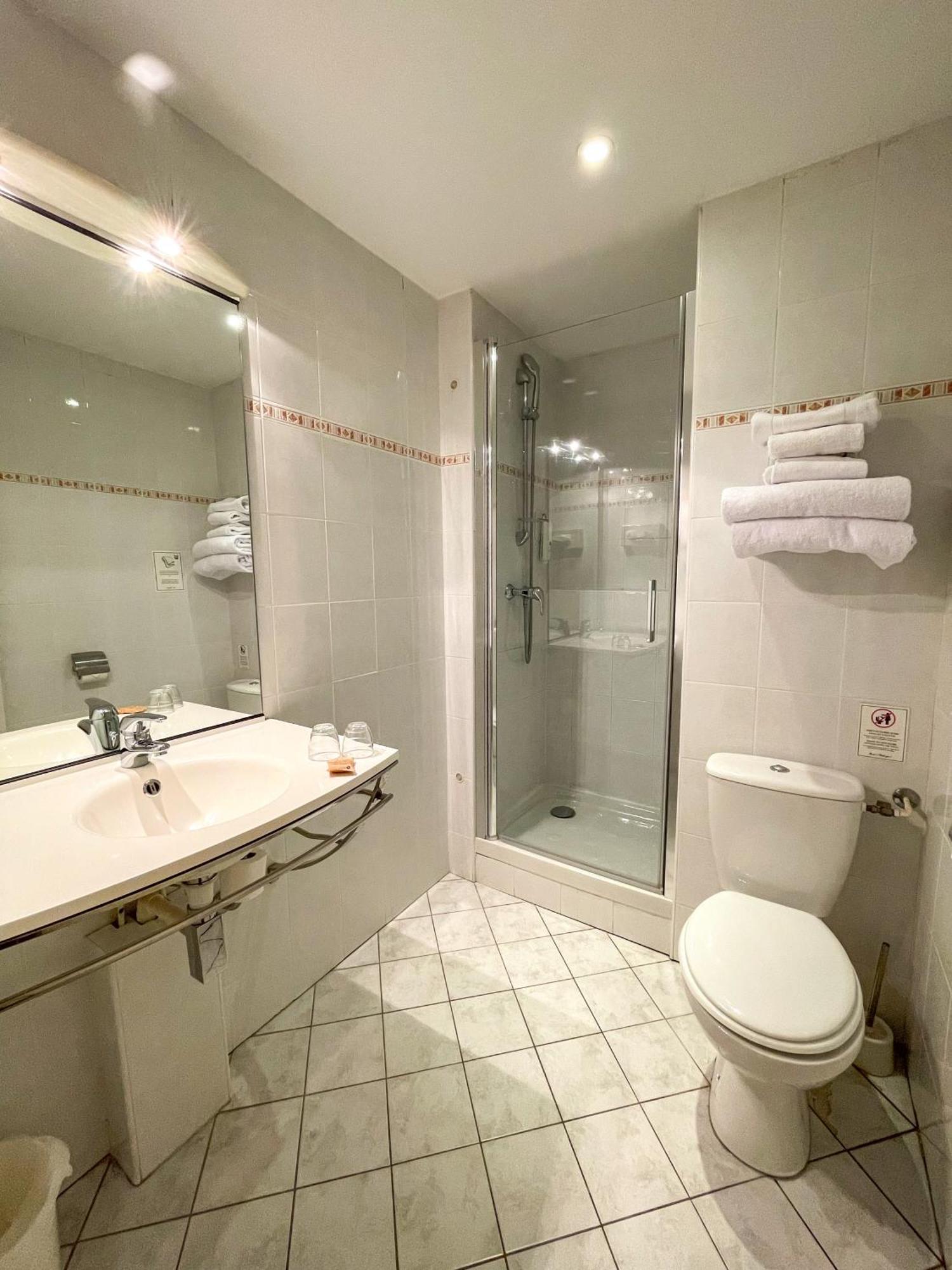 Hotel Beaulieu Lyon Charbonnieres Ngoại thất bức ảnh